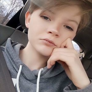 Meet your Posher, Kenzie